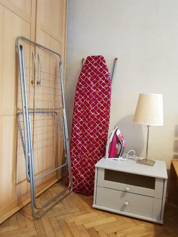 Sunflower Apartment Near Kiev Airport & Railway Station & Center City! Esterno foto